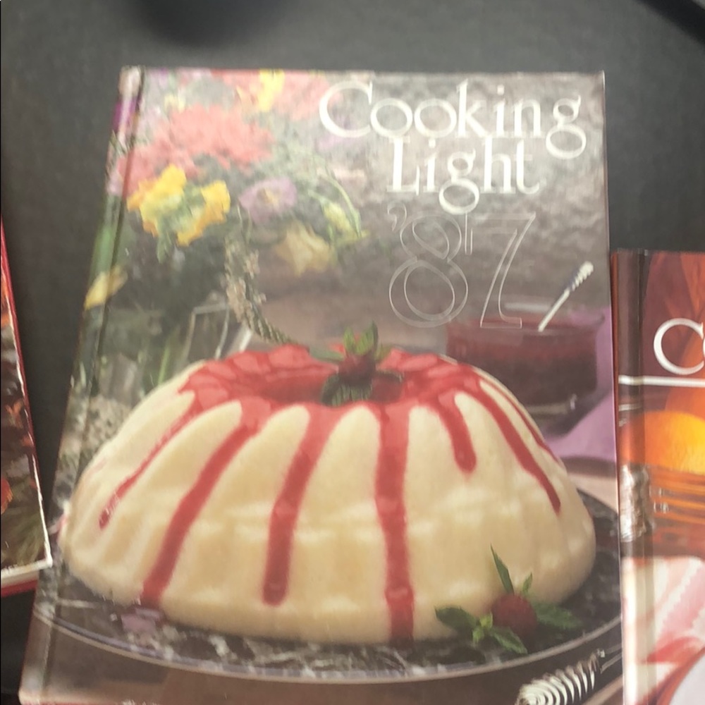 Two Cooking Light Cookbooks 😍 - Picture 4 of 6